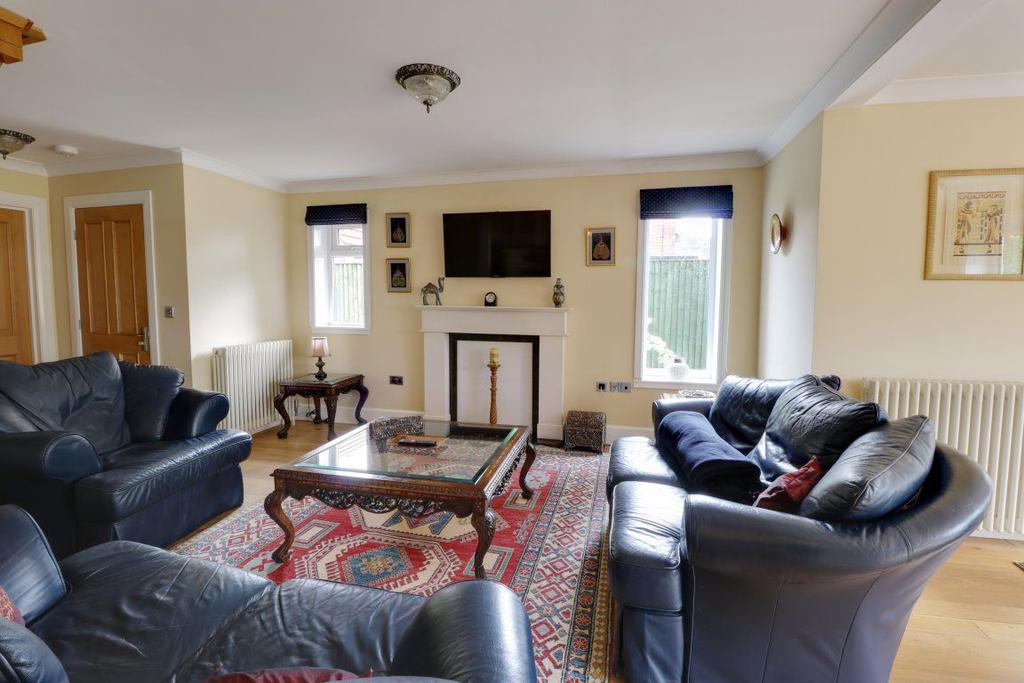 Hampton Park Road, Hereford, HR1 1TJ 1 bed house £800 pcm (£185 pw)