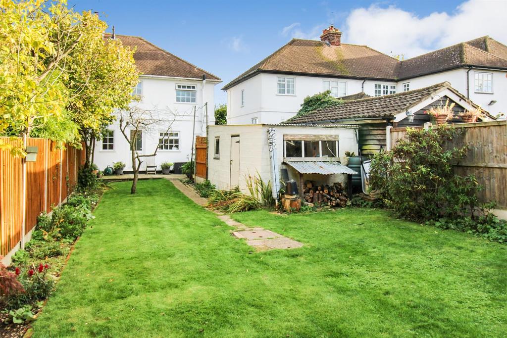 White Elm Road, Bicknacre 2 bed semidetached house £375,000