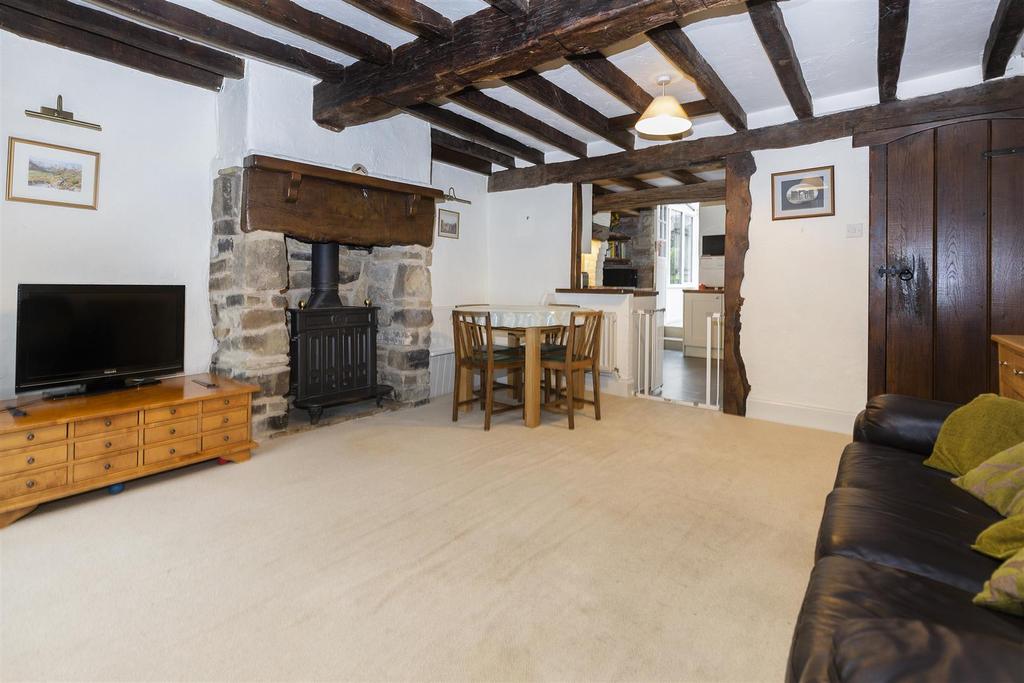 3 Gray Hall, Stainland, Halifax 3 bed terraced house £250,000