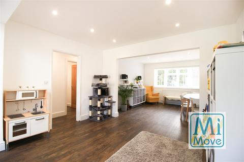 35 Downs Road, Sutton, SM2 5NR