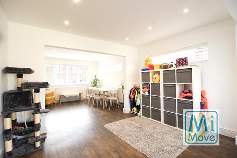 35 Downs Road, Sutton, SM2 5NR