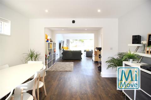35 Downs Road, Sutton, SM2 5NR