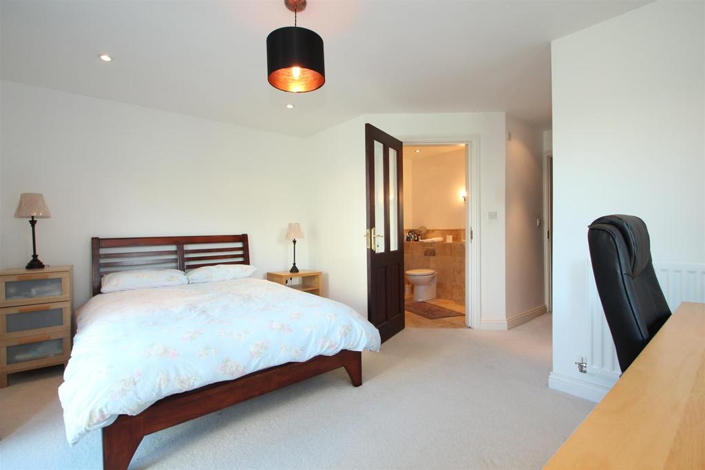 Hurworth 7.JPG