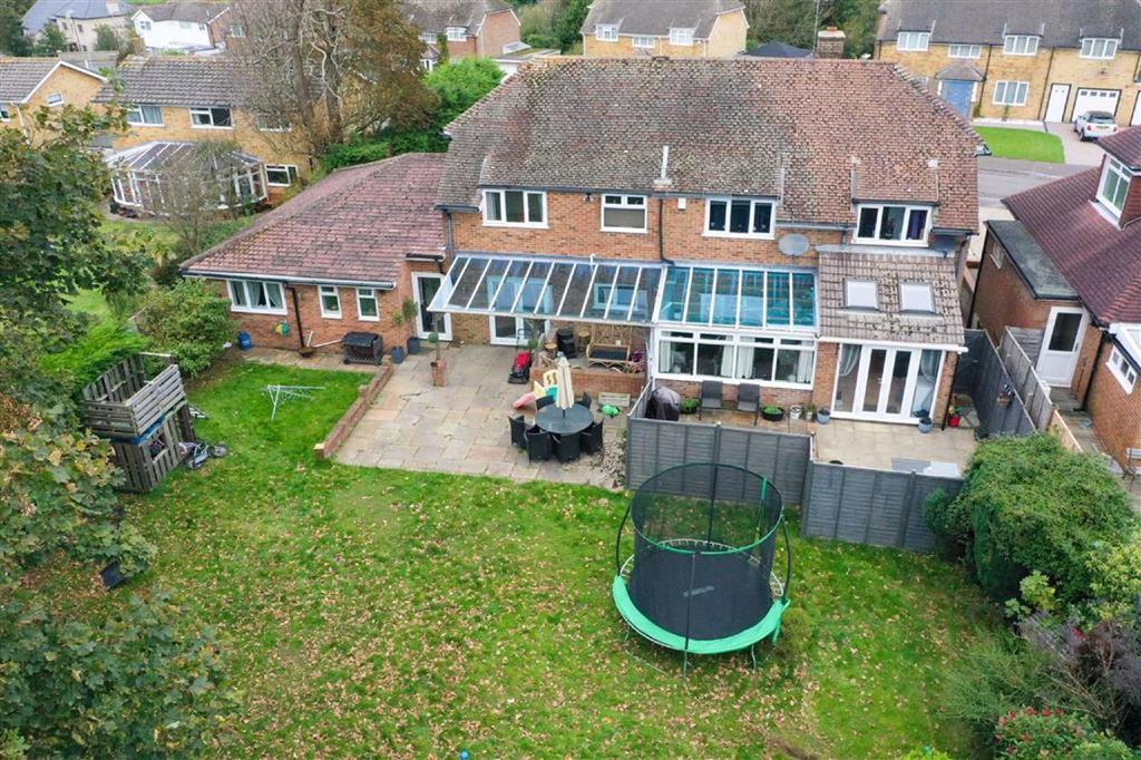 Denehurst Gardens, Hastings, East Sussex 7 bed detached house £750,000