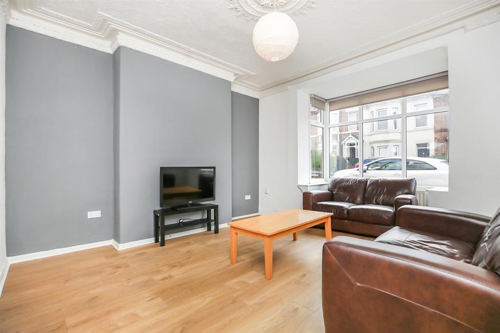 (£80PPPW) Warwick Street, Heaton, NE6 3 bed terraced house £1,040 pcm