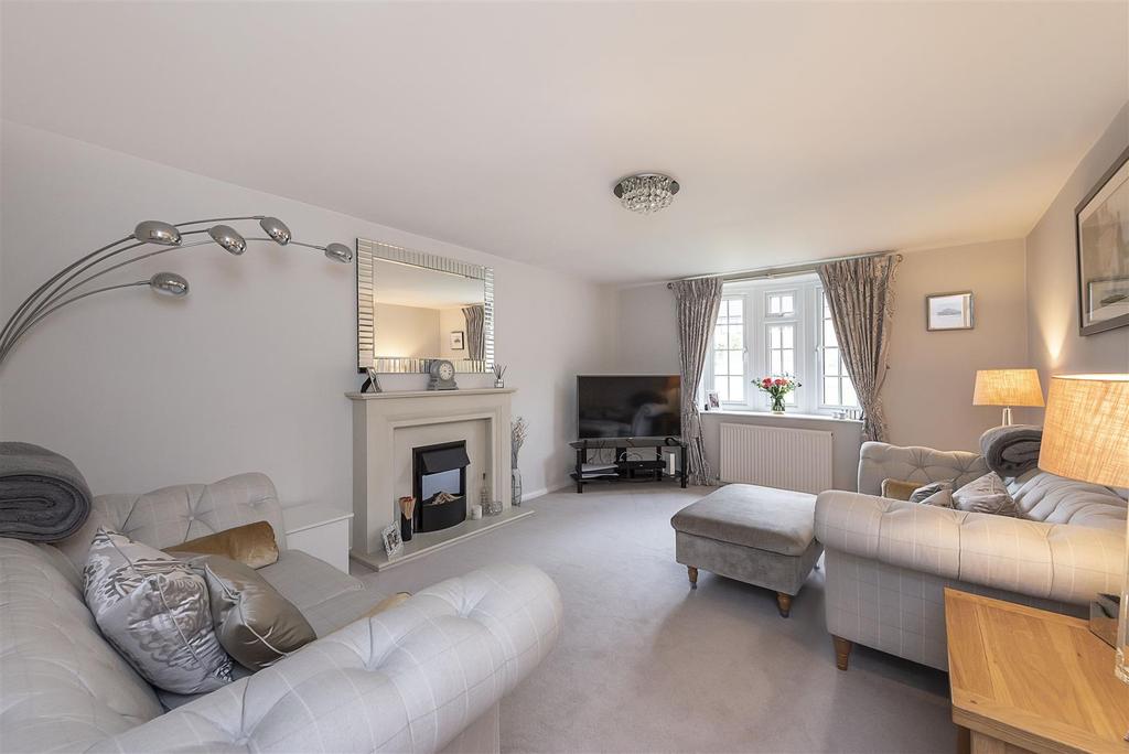 Marquis Lane, Harpenden 2 bed semidetached house £585,000