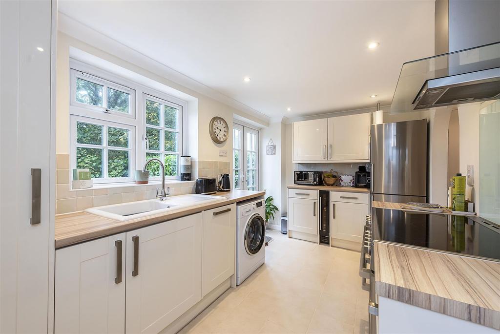 Marquis Lane, Harpenden 2 bed semidetached house £585,000