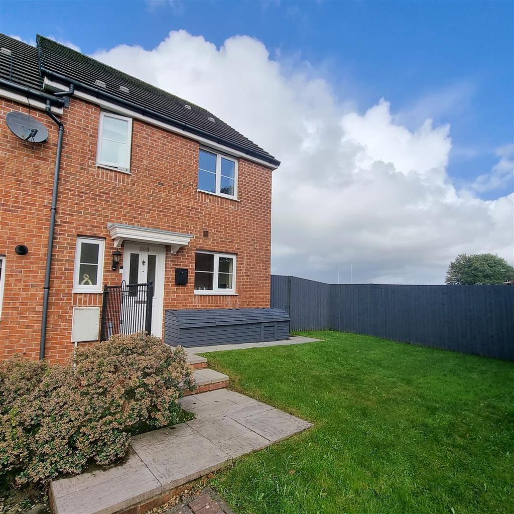 Wood Green, Bridgend 3 bed end of terrace house £194,950