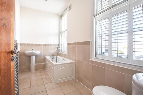 7, The Chapel Chapel Walk, Bexhill-on-sea, TN40 2JT
