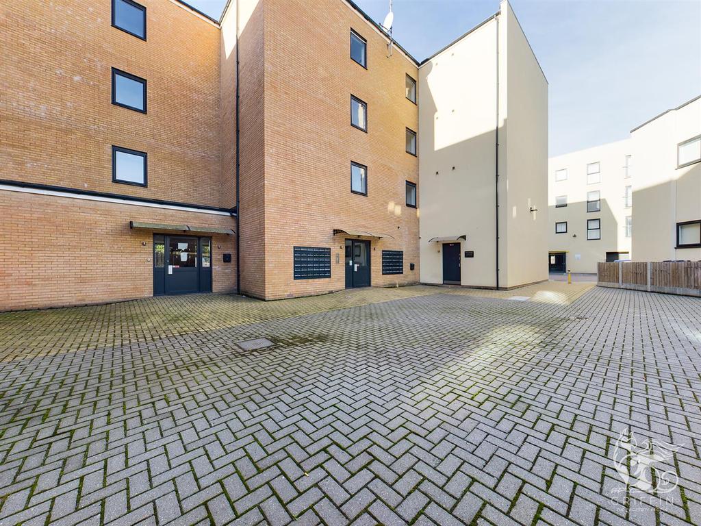 Tilbury Studio Flat To Rent at Rose Meyers blog