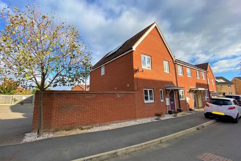 1 Aintree Way, Bourne, PE10 0WG