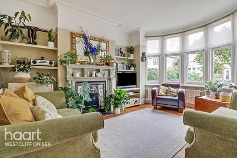 29 Albion Road, Westcliff-on-sea, SS0 7DP
