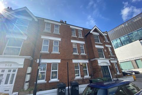 2 bedroom flat to rent, Bavent Road,  London, SE5