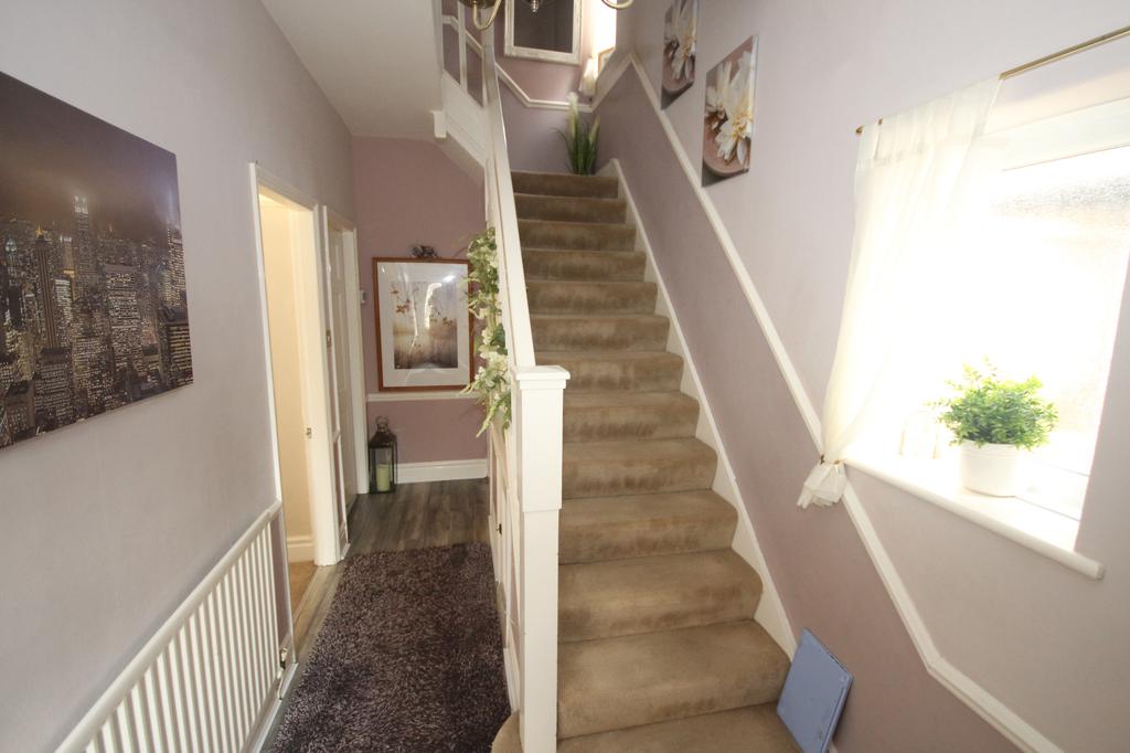Hillfield, Monkseaton, Whitley Bay... 3 bed semidetached house £265,000
