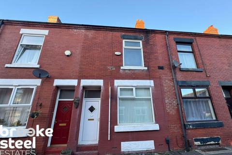 5 bedroom terraced house to rent, Nadine Street, Salford