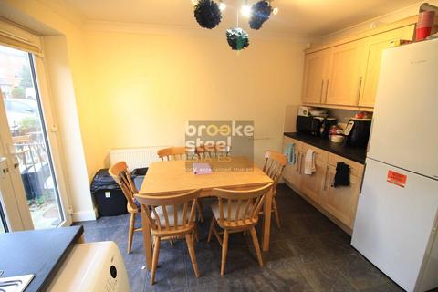 undefined, Bandy Fields Place, Broughton