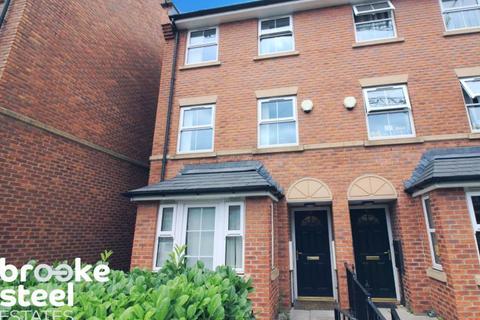 4 bedroom townhouse to rent, Bandy Fields Place, Salford