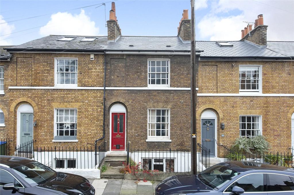Brand Street, Greenwich, SE10 3 bed terraced house £825,000
