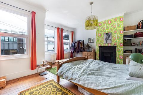 9 Studland Road, London, SE26 5NH