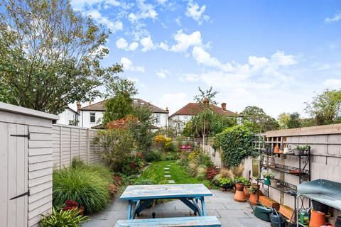 9 Studland Road, London, SE26 5NH