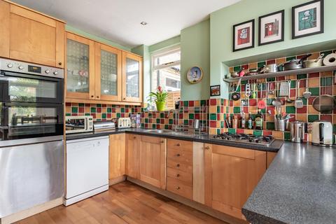 9 Studland Road, London, SE26 5NH