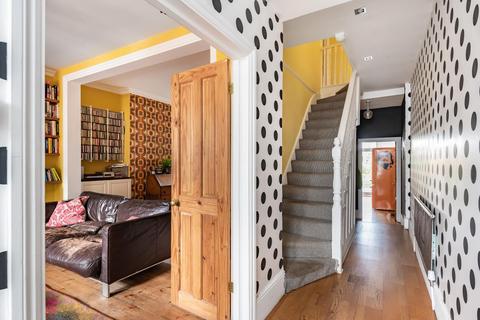 9 Studland Road, London, SE26 5NH