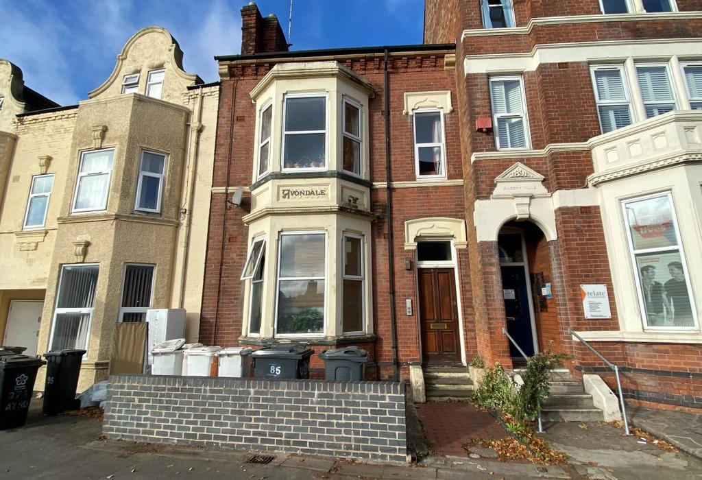 Flats 14, 85 Aylestone Road... 4 bed block of apartments £290,000