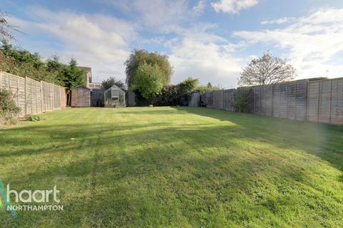 17 Amberley Road, Hartwell, Northampton, NN7 2JB