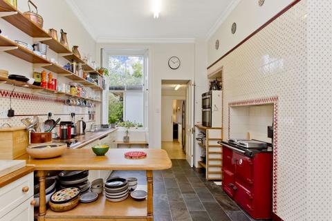 27 Dudley Crescent, Edinburgh, EH6 4QJ