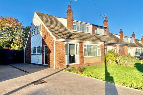 3 bedroom semi-detached house for sale - Berry Drive, Great Sutton, Cheshire, CH66 4LT