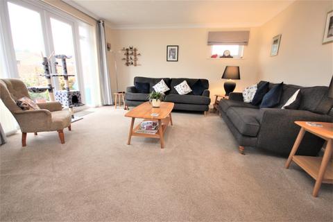 2 Cogdeane Road, Poole, BH17 9AS