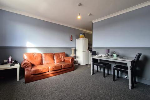 8 bedroom terraced house to rent, Room 1, 69a Uplands Crescent  Uplands Swansea