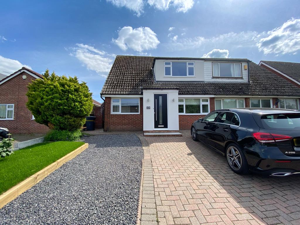 Whitchurch Lane, Whitchurch, BS14 3 bed semidetached house £350,000