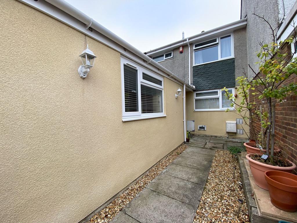 Leaholme Gardens, Bristol, BS14 4 bed terraced house £299,995