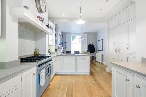 24 New Road, Hornsey, London, N8 8TA