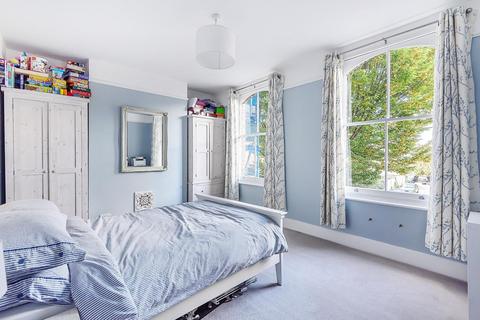 24 New Road, Hornsey, London, N8 8TA