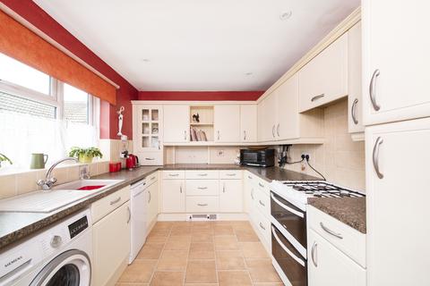 3 Hambleton Garth, Easingwold, York, YO61 3EY