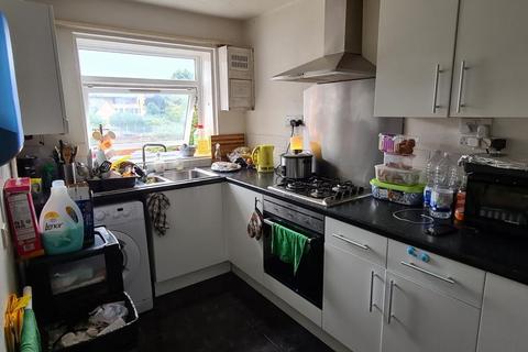 35 Memorial Close, Hounslow, TW5 0LN