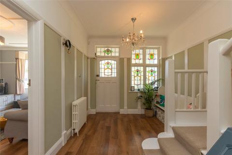 62 Chadwick Road, Westcliff-on-sea, SS0 8LD