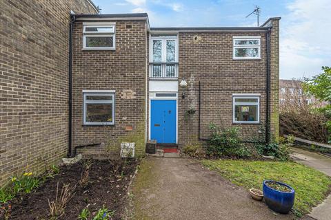 1 Red Post Hill, London, SE21 7BX