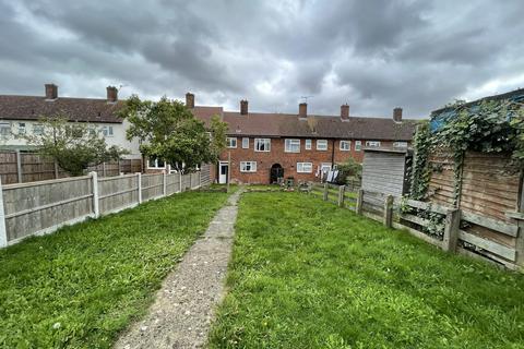 13 Crossbow Road, Chigwell, IG7 4EY