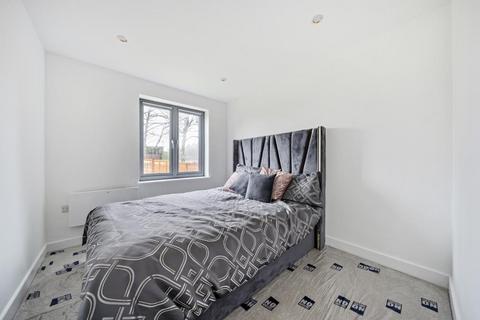 1 Beechgate, Witney, OX28 4JL