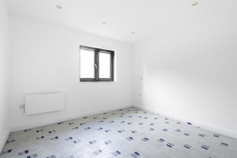 10 Beechgate, Witney, OX28 4JL