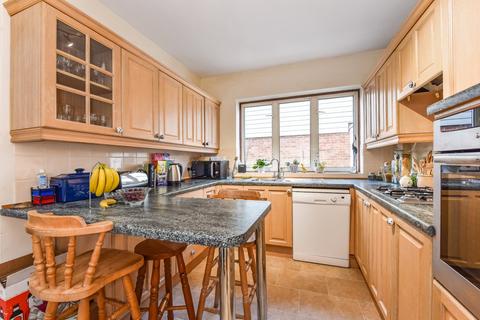 69a Headley Road, Liphook, GU30 7PR