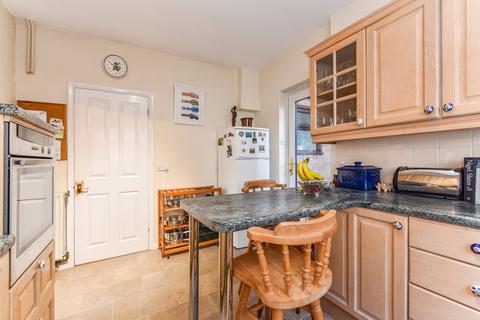 69a Headley Road, Liphook, GU30 7PR