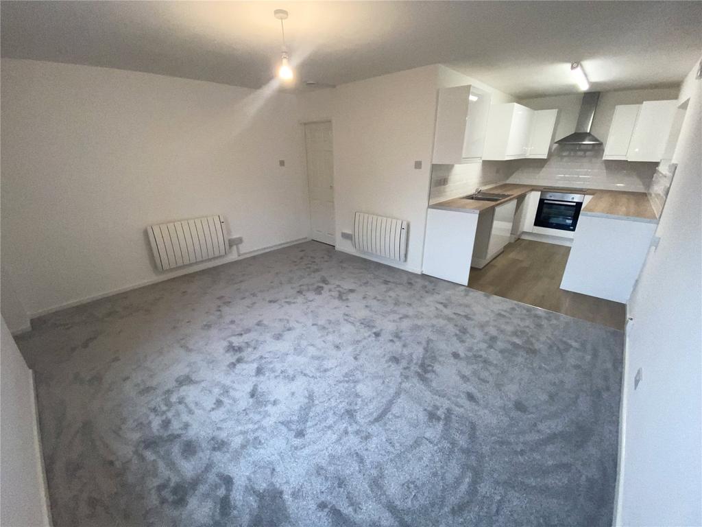 Neville Avenue, Kidderminster, Worcestershire, DY11 1 bed apartment £