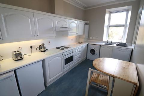 3 bedroom flat to rent, Holburn Street, Flat , AB10