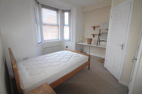6 bedroom terraced house to rent - Monks Road