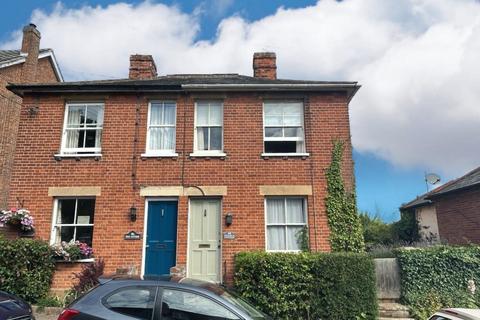 2 bedroom semi-detached house to rent, Bolton Street, Lavenham
