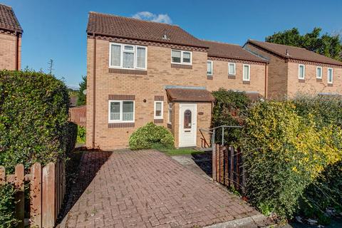 66 Cedar View, Redditch, B97 6HW